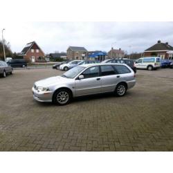 Volvo V40 2.0 "Europa" Youngtimer -airco -trekhaak -apk 10-0