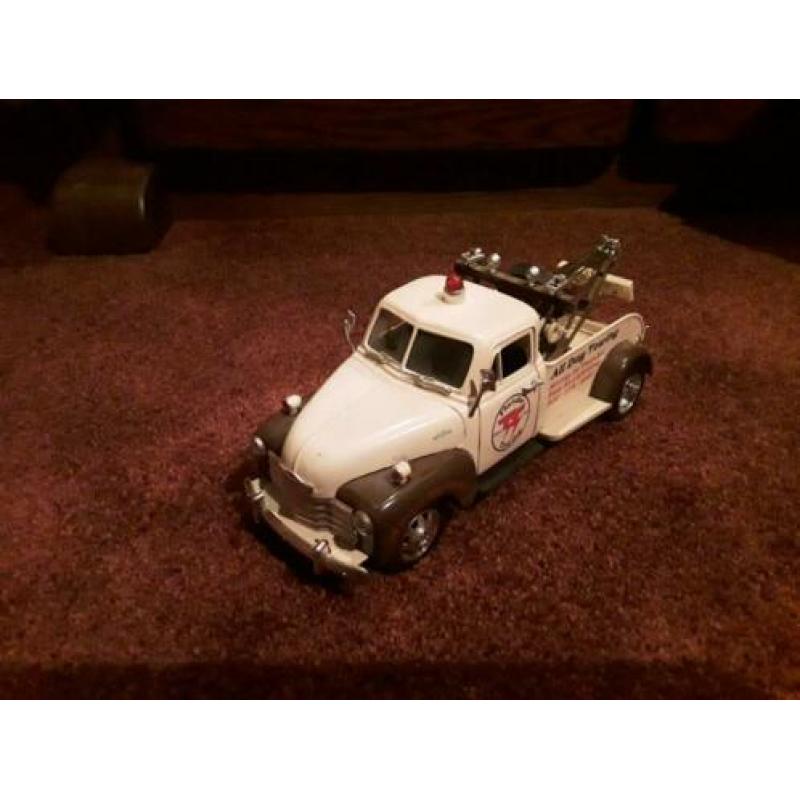 Chevy towtruck 1953 1:24