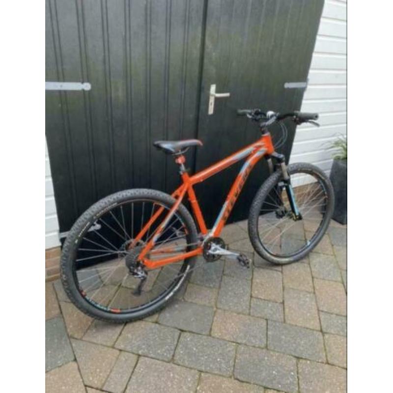 Stevens tonga mountainbike 29” framemaat 20