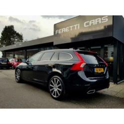 Volvo V60 2.4 D6 GRATIS 1JAAR RENTEVRIJ LENEN! SCHUIFDAK LED