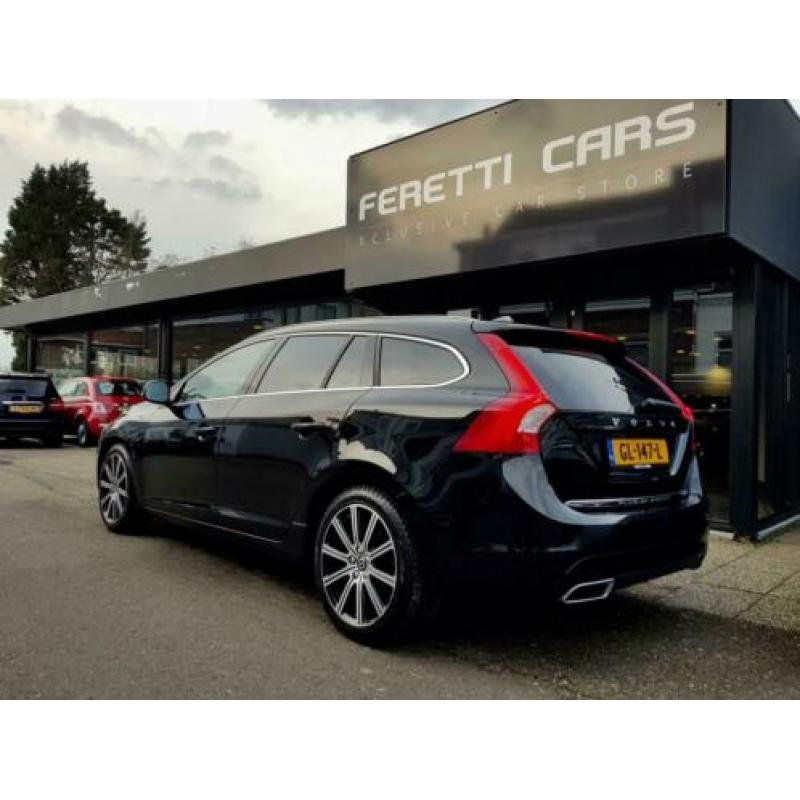 Volvo V60 2.4 D6 GRATIS 1JAAR RENTEVRIJ LENEN! SCHUIFDAK LED