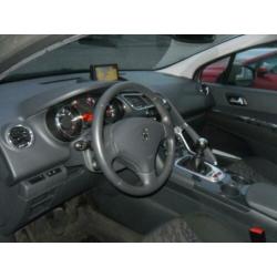 Peugeot 3008 ST 1.6 THP