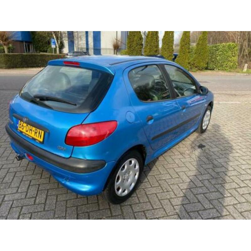 Peugeot 206 1.4 Gentry APK 31-01-2021