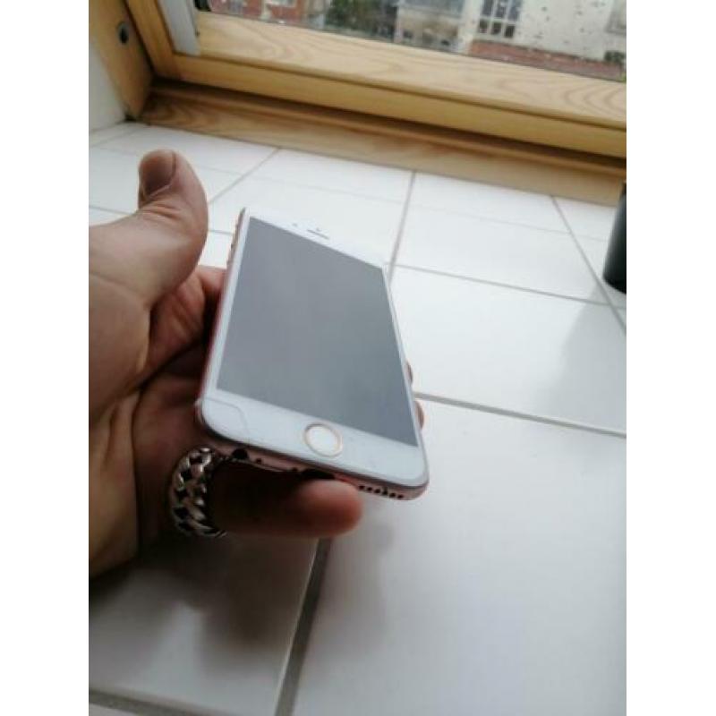 IPhone 6S 16 GB rose goud.