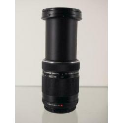 Div Olympus mft: 40-150mm R (69euro) + 14-42mm EZ (119euro)