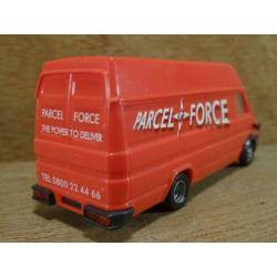 BUSCH 1:87, IVECO DAILY, " PARCEL FORCE ", Zie Foto`s