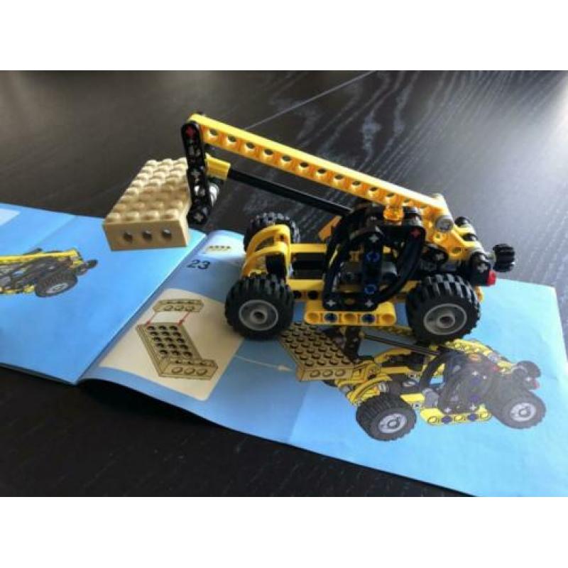 Te koop: LEGO 8045 Mini Telehandler zgan incl. instr. boekje