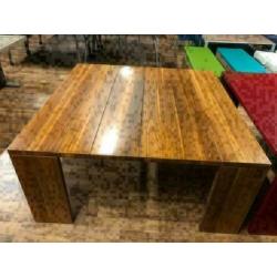 Castelijn LV tafel, eiken 160x160 cm KSB Den Bosch VT144