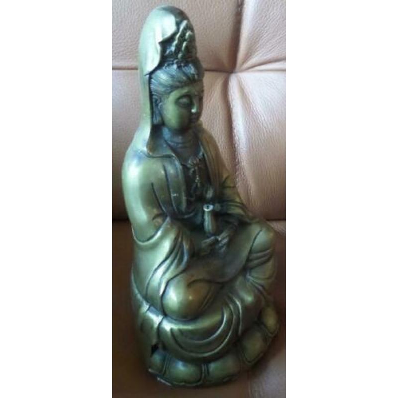 antiek Quan Yin beeld brons op lotusbloem. hoog 22,5 cm.