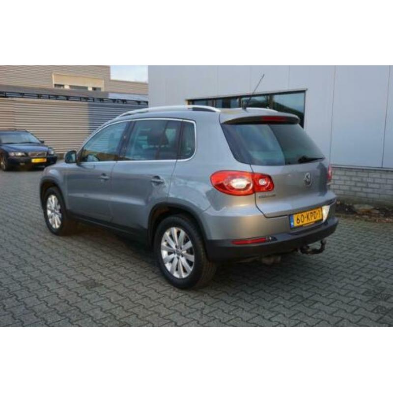 Volkswagen Tiguan 2.0TDI 140PK SPORT EN STYLE NAV ECC TREKHA