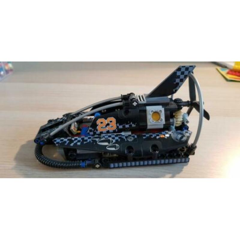 Lego technic set 42002, hovercraft