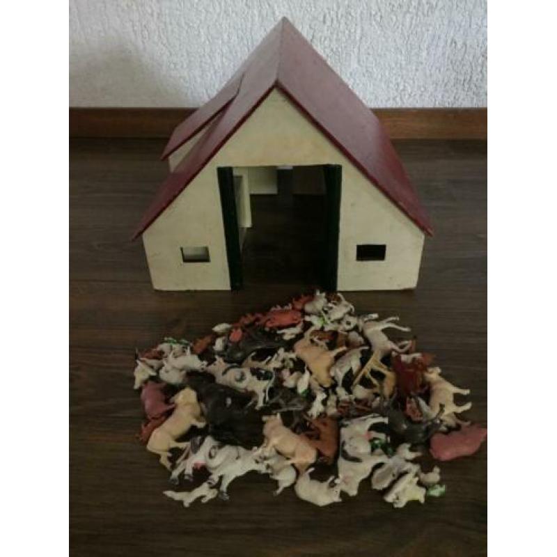 Houten boerderij met dieren 37x32x23cm