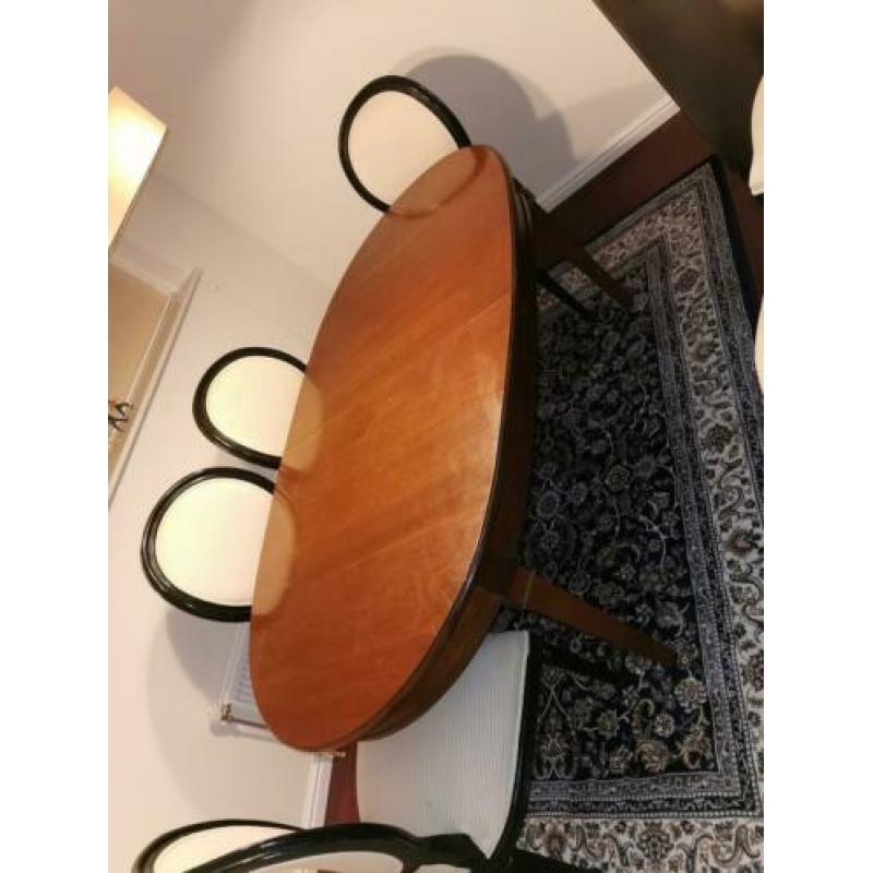 Eettafel en stoelen 6 te koop