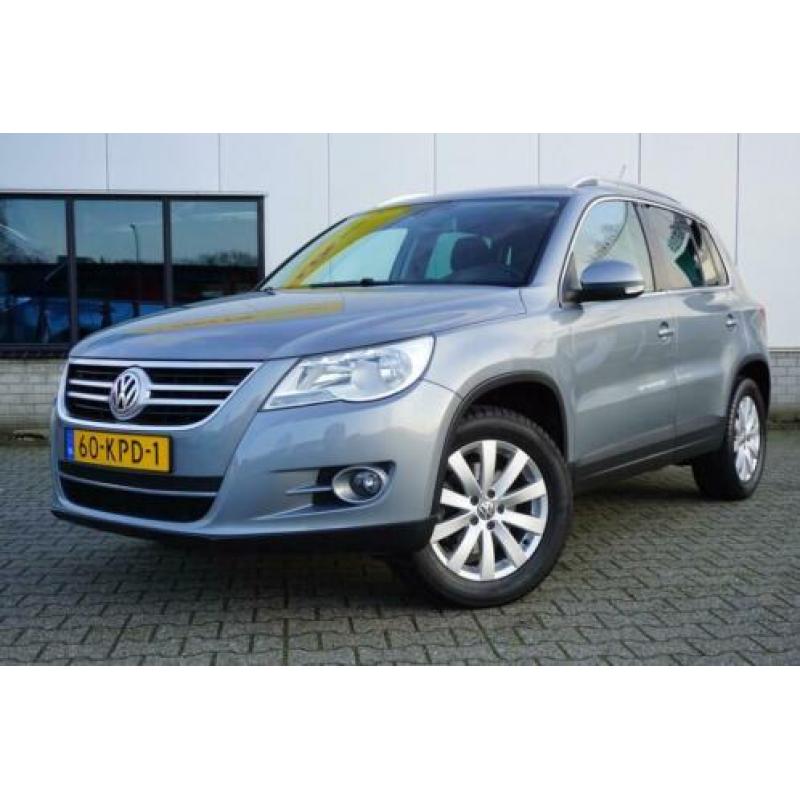 Volkswagen Tiguan 2.0TDI 140PK SPORT EN STYLE NAV ECC TREKHA