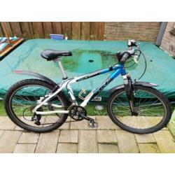 24 inch mountainbike met 27 versnellingen