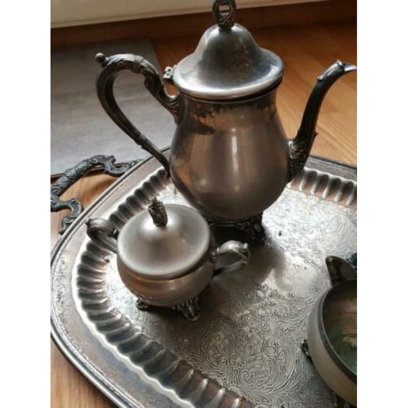 Silverplated koffie&thee setMOET ZSM WEG IVM VERHUIZING