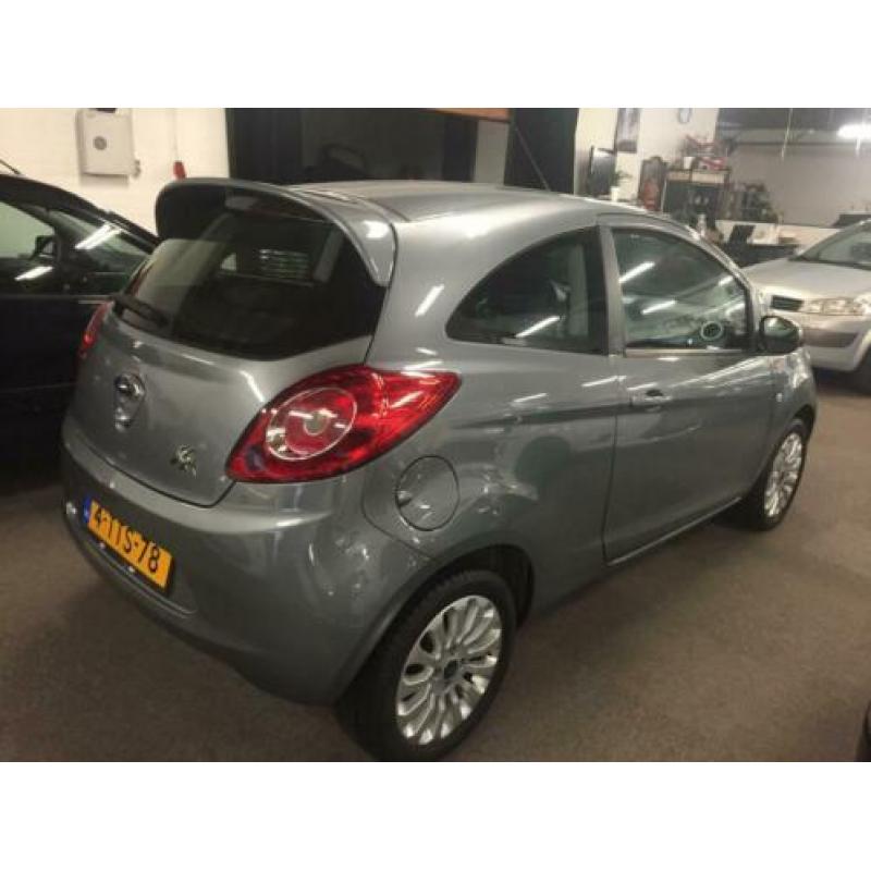 Ford Ka 1.2 Style start/stop Airco lm velgen