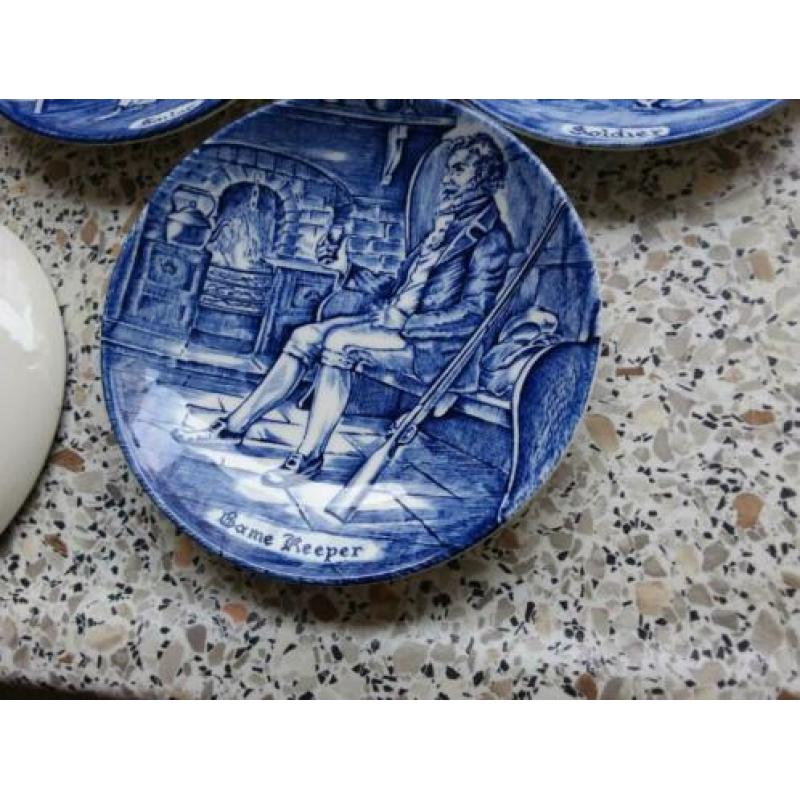 6 beroepen bordjes wedgewood blauw