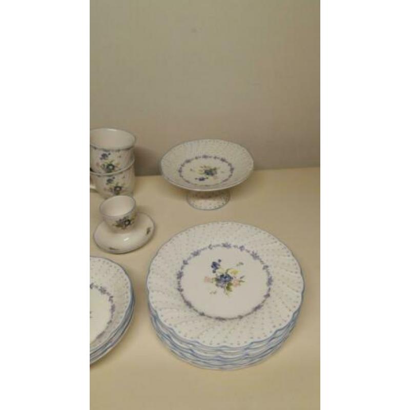 Zgan Nikko blue Peony servies delen, made in Japan