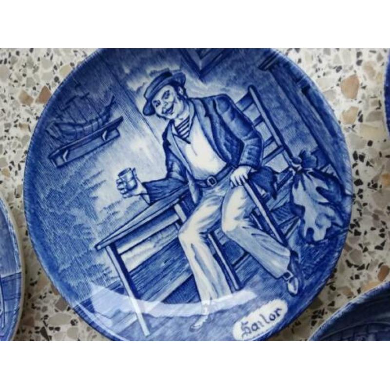 6 beroepen bordjes wedgewood blauw