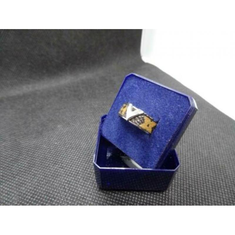 Louis Vuitton V Ring Monogram Zilver maat 17/18