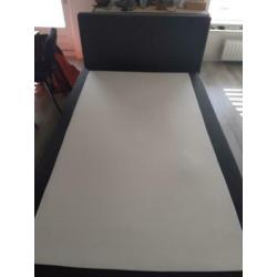 Boxspring bed (1,20 meter)