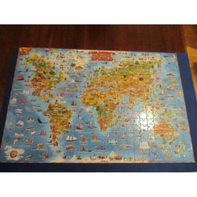 Puzzel Children,s map of the world, XL 60/90 cm.