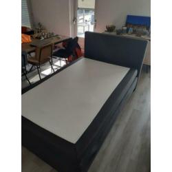 Boxspring bed (1,20 meter)