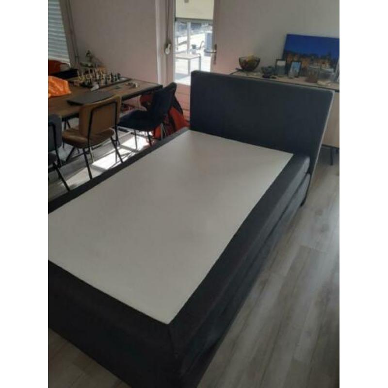 Boxspring bed (1,20 meter)