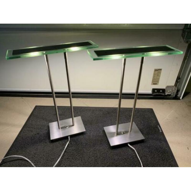 2 Led tafel en/of buro lampen met touch bediening