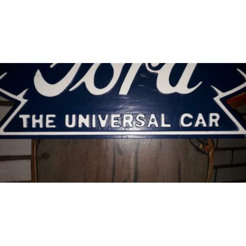 Mooi vintage Ford reclame bord "the universale car"