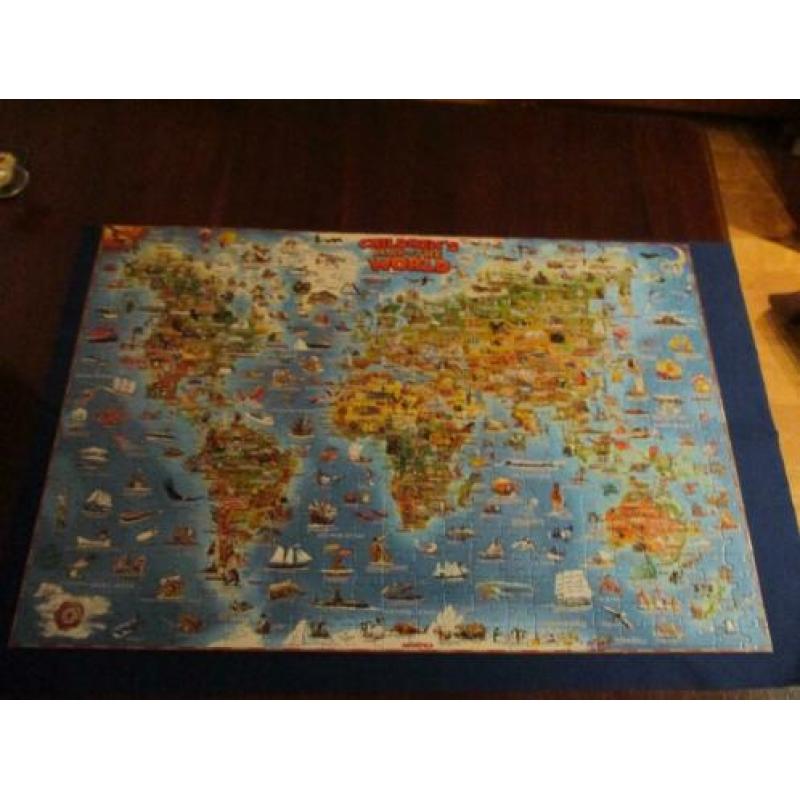 Puzzel Children,s map of the world, XL 60/90 cm.