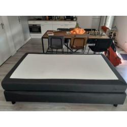 Boxspring bed (1,20 meter)