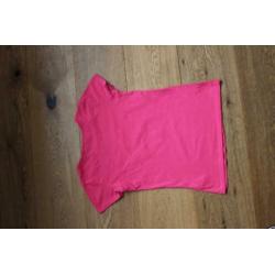 Guess roze t-shirt mt 10 (140) (bied ex verzendkst)