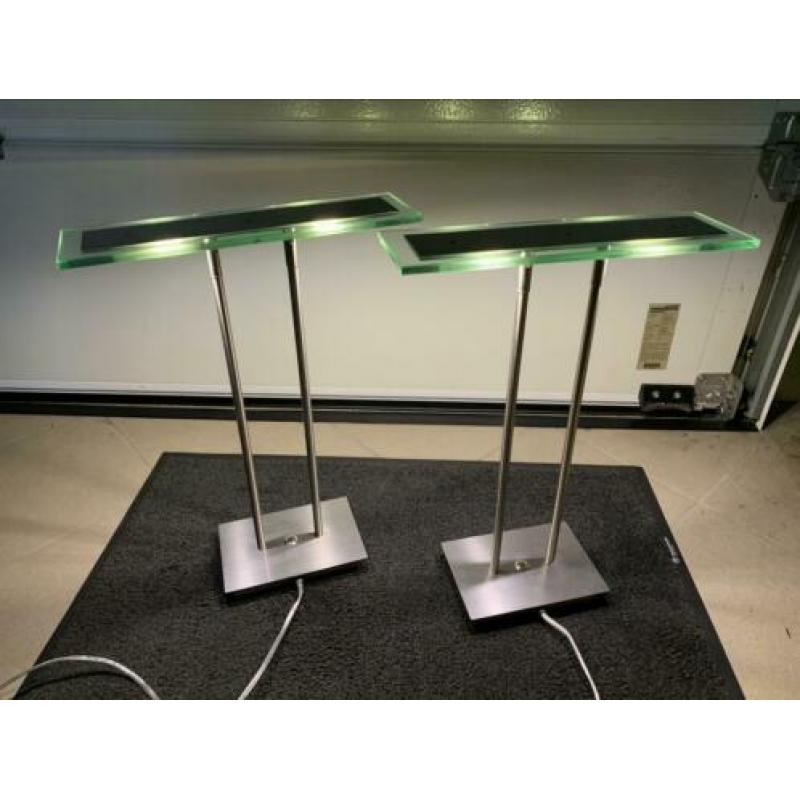 2 Led tafel en/of buro lampen met touch bediening