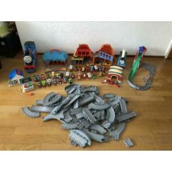 Groot Thomas de Trein set met oa treinen, banen, opbergtrein