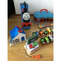 Groot Thomas de Trein set met oa treinen, banen, opbergtrein