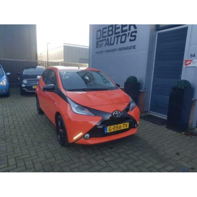 Toyota Aygo 1.0 VVT-i x-wave TOYOTA AYGO EXCLUSIVE LEER 2014