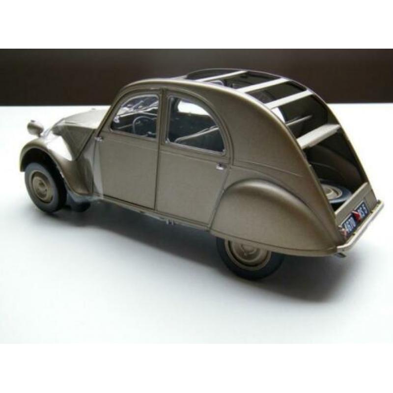 modelauto Citroën / Citroen 2CV A 1950 – Norev 1:18