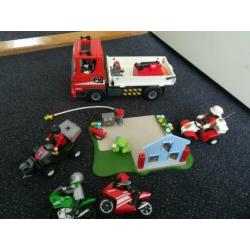 Playmobil auto+caravan, brandweer, 2 motoren