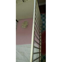 Kinderledikant/Kinder bed/ Compleet babybed