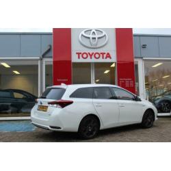 Toyota Auris Touring Sports 1.8 Hybrid Dynamic Go 17inch vel