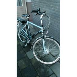 Grote Heren fiets met trapondersteuning