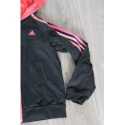 Zwart vest ADIDAS, maat 128 (M9)