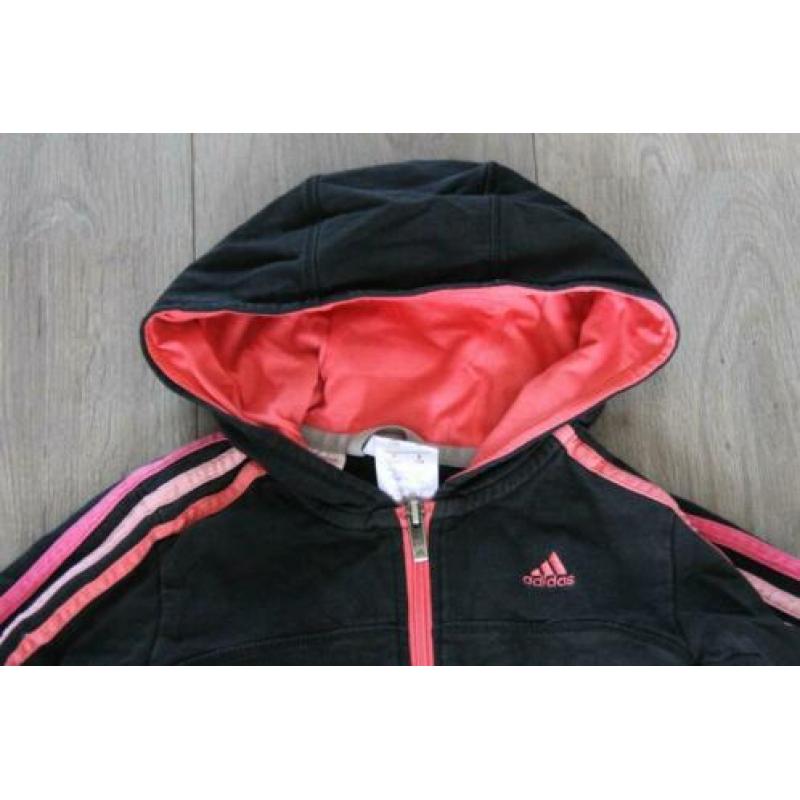 Zwart vest ADIDAS, maat 128 (M9)