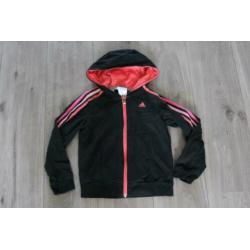 Zwart vest ADIDAS, maat 128 (M9)