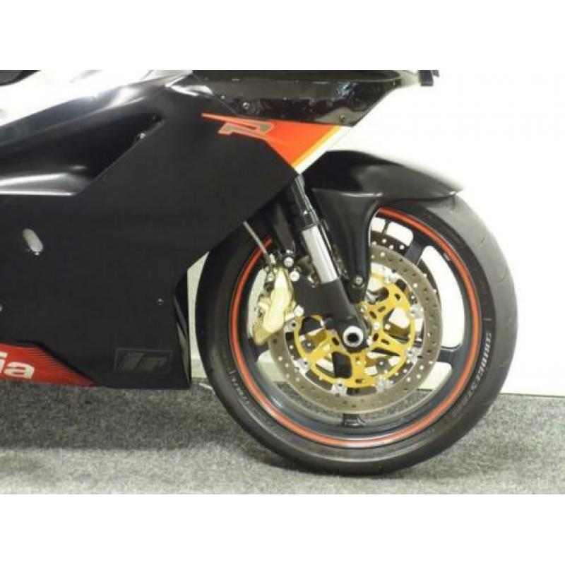 Bloedmooie Aprilia RSV 1000 R (bj 2004)