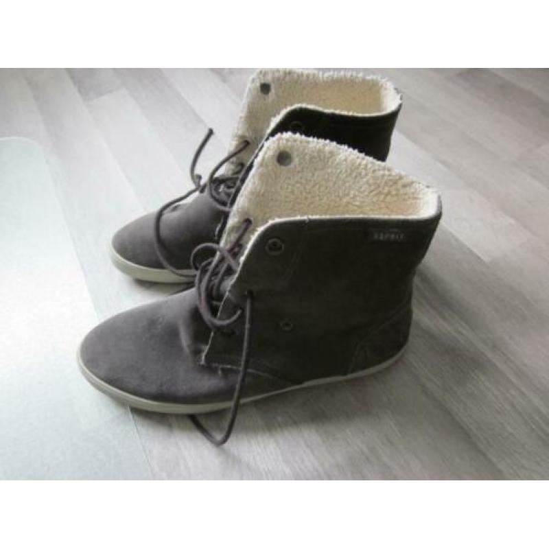 Laarsjes Esprit Suede 40