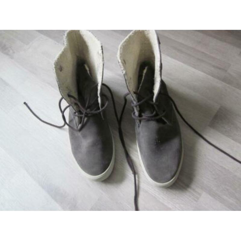 Laarsjes Esprit Suede 40