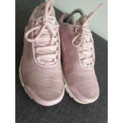 Nike air max 95 roze maat 36